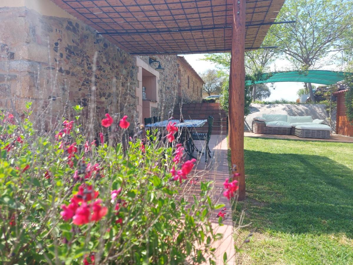 Can Cabanyes Llagostera Exterior photo